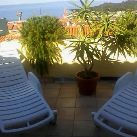 Mador Apartment *