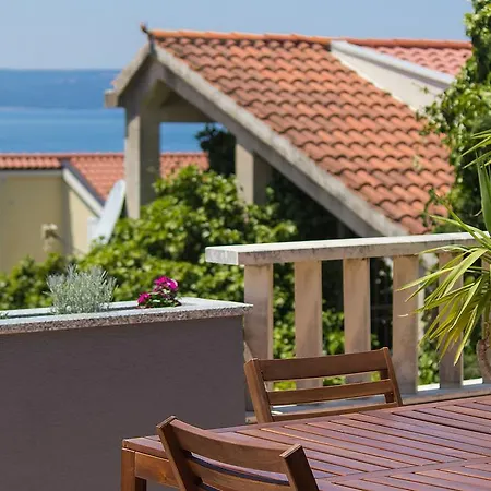Mador Apartment