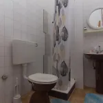 Mador Apartman *